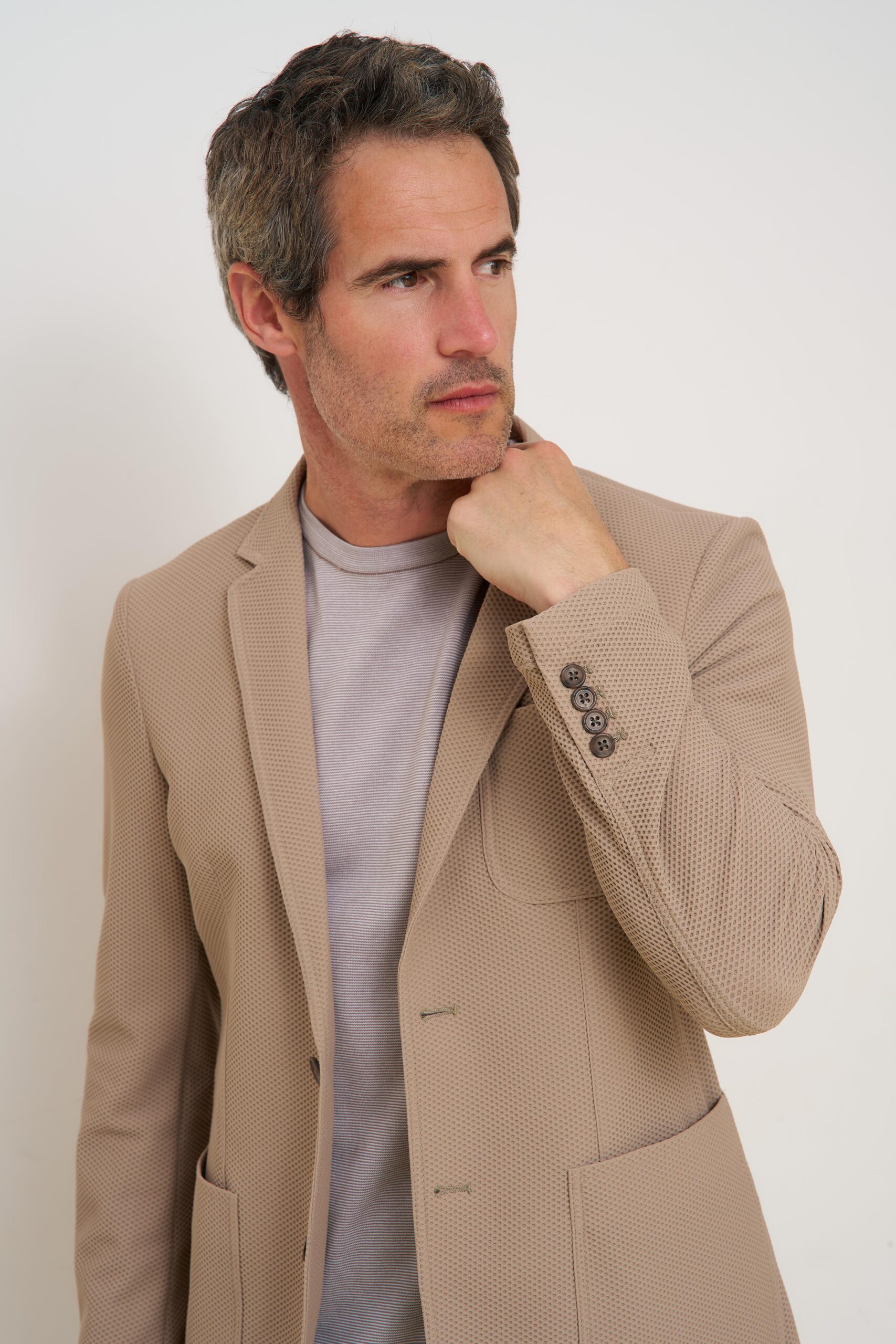 132.TRAVELJACKET.beige 2